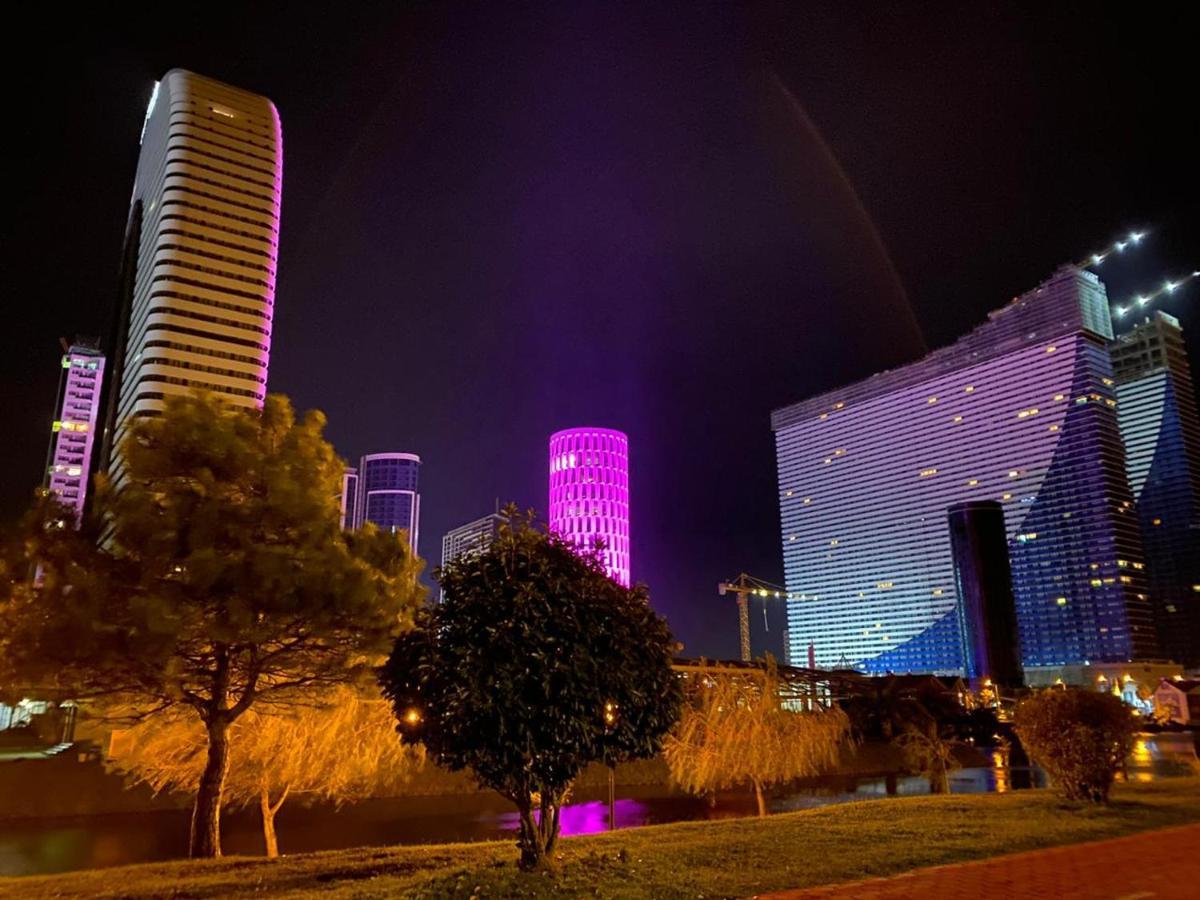 Orbi Hotel Μπατούμι Εξωτερικό φωτογραφία